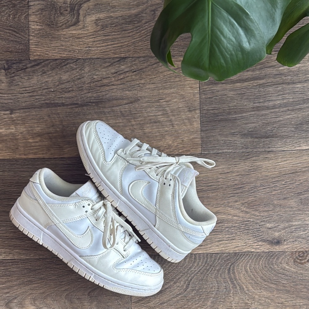 Nike Dunk low worn once Nike dunk sneakers yellow white air force Jordan 6.5y